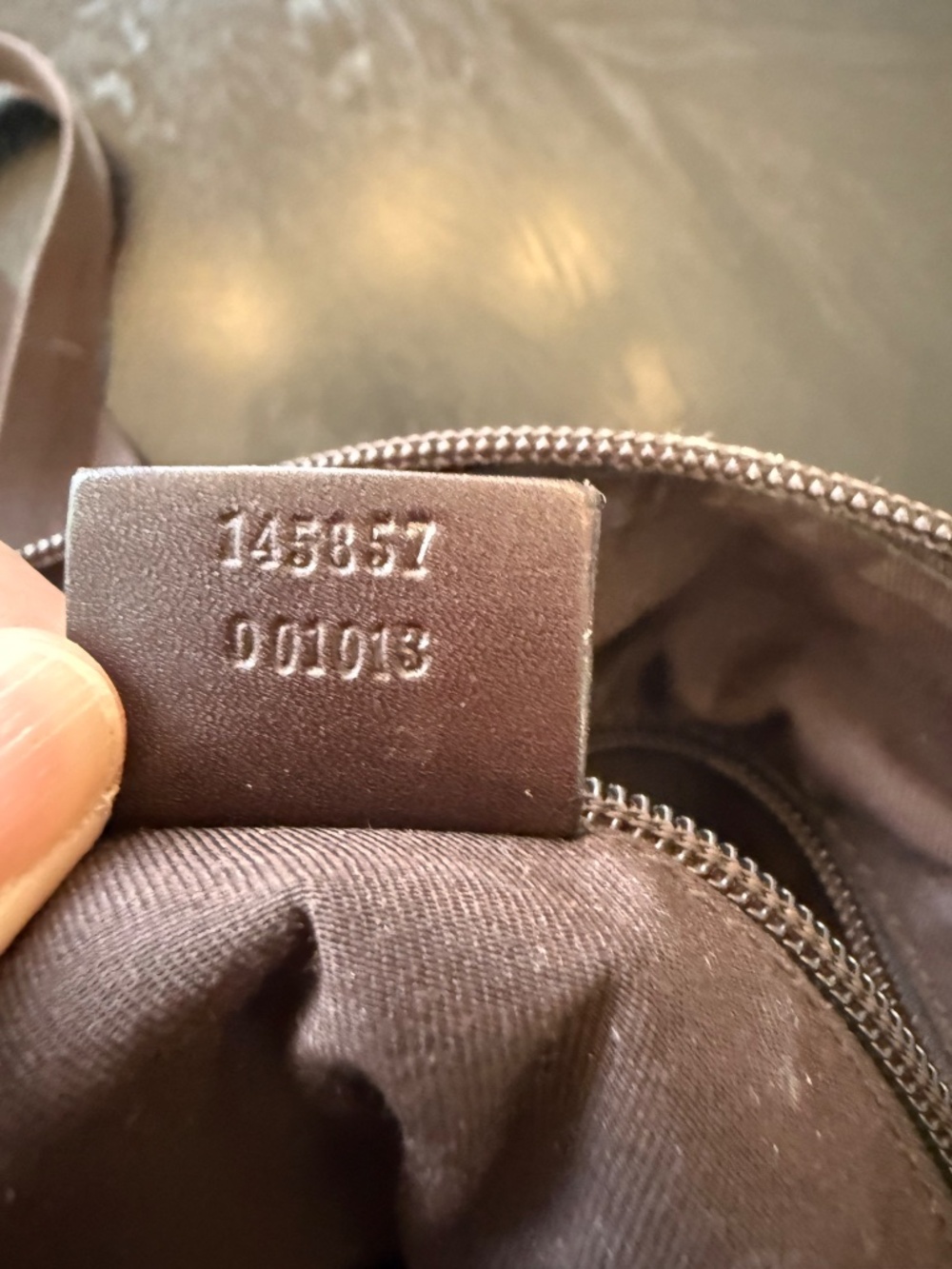 Gucci Crossbody - Picture 4 of 4